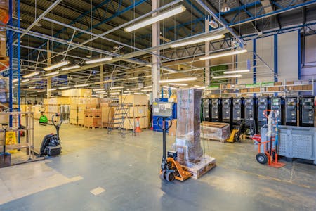 Metric House, Swindon, Investment For Sale - Metric House Westmead Ind Est Swindon105.jpg