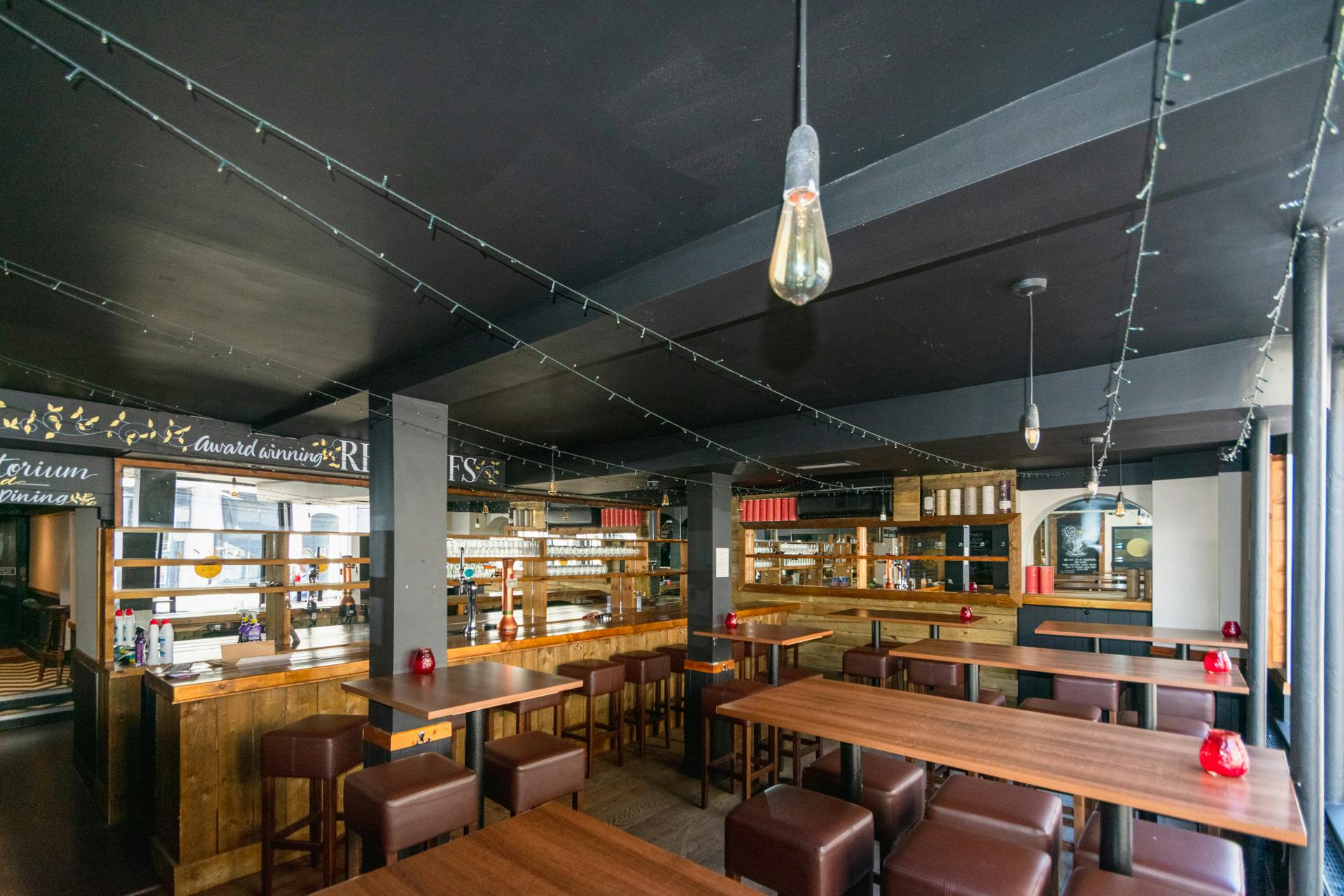 Retail/Shop in Poole - photo 2