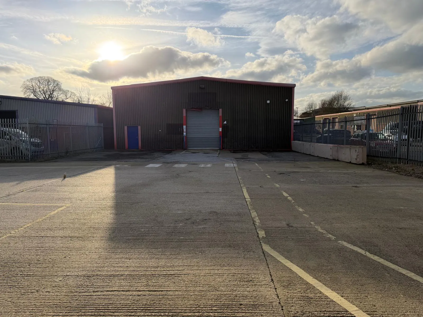 Unit 3, Thirsk Industrial Estate, Severfield Close, Thirsk, North Yorkshire, YO7 3BX