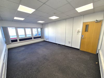 Sovereign House, Stockport, Office To Let - 20250501_075942.jpg