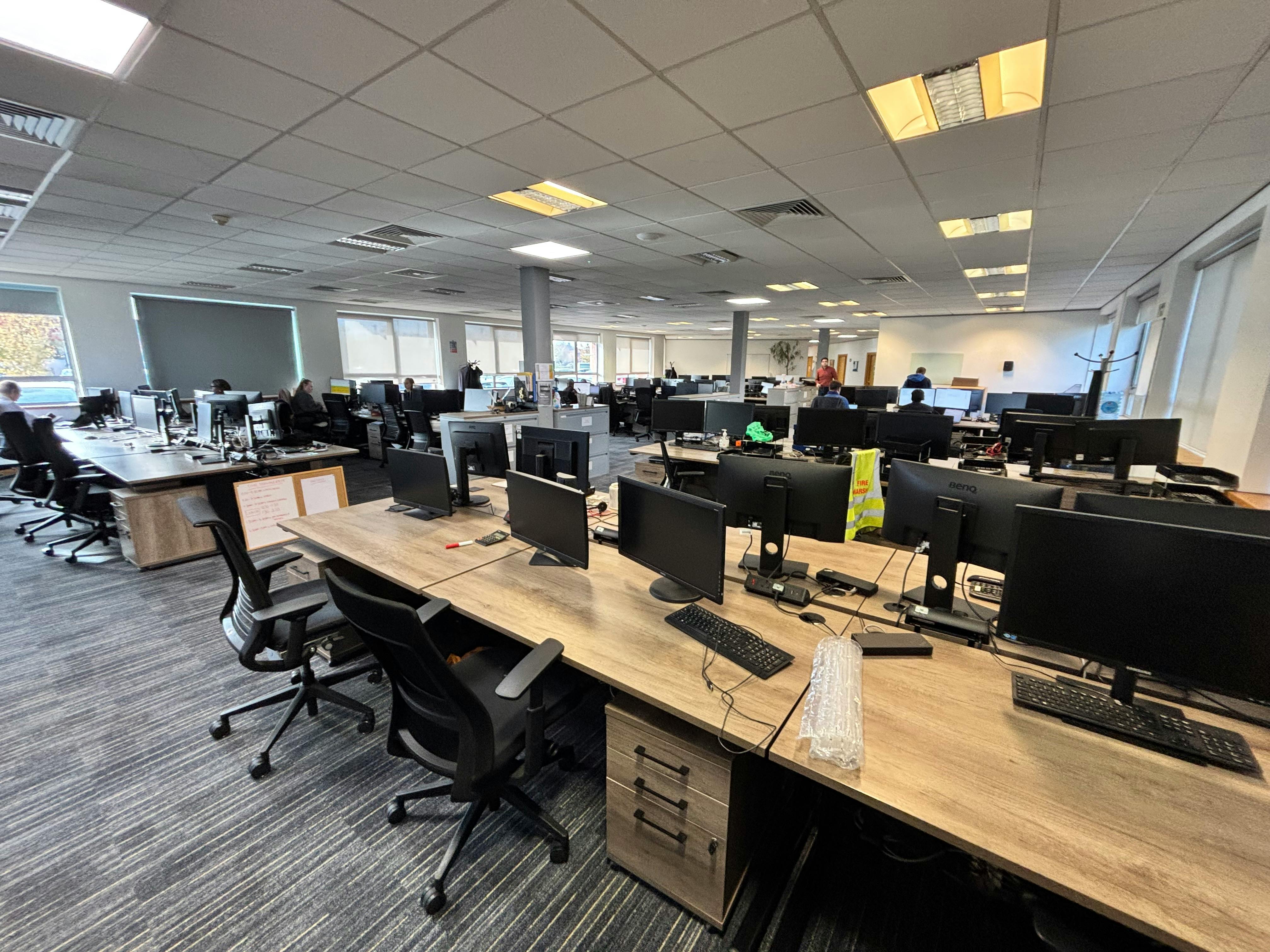 Office in Leicester - photo 2