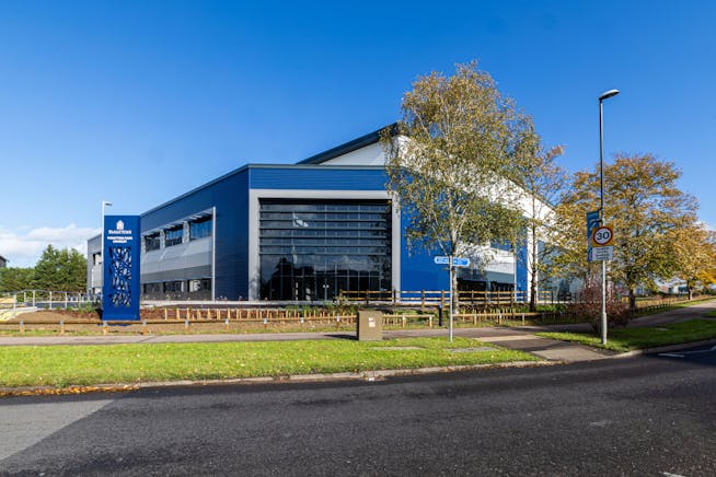 Panattoni Park Crawley, Fleming Way, Crawley, Warehouse & Industrial To Let - Eighty_PanPC_20251101_0421.jpg