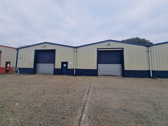 Unit 4, Highfield Industrial Estate, Lasham, Industrial To Let - 20241030_083622.jpg