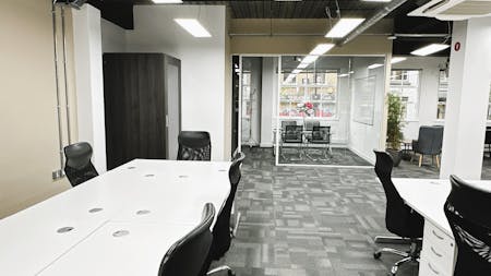 2 Bath Place, London, Serviced Office To Let - 2 Bath Place London EC2A 3dr  suite 12_5.jpg