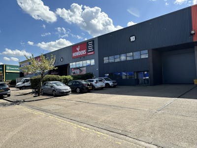 Unit 10 Staples Corner Business Park, London, Industrial Lease Assignment - IMG_2811.JPEG