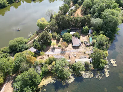 Springhill Cattery, Springwell Lane, Rickmansworth, Land For Sale - DJI_0480.JPG