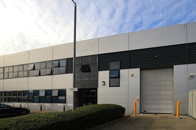 Unit 3 Nimbus Park, Porz Avenue, Dunstable, Industrial To Let - Front Elevation 1.JPG