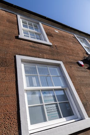 Mauchline Business Centre, 17 Earl Grey Street, Mauchline, Offices To Let - 067 Lochlie 281019.jpg
