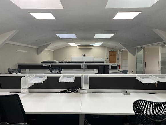 Offices, Shardeloes Farm, Amersham, Offices To Let - IMG_1014.JPG