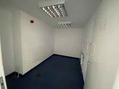 Unit G, De Clare House, Caerphilly, Industrial To Let - G De Clare Int Pic.2 JPG.JPG