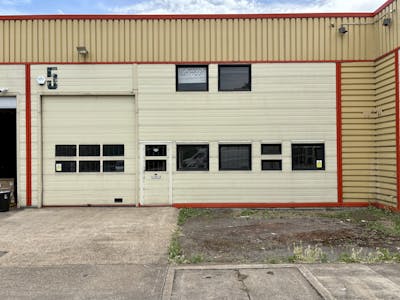 5 Brewery Mews Centre, Isleworth, Industrial / Warehouse For Sale - IMG_6347.jpg
