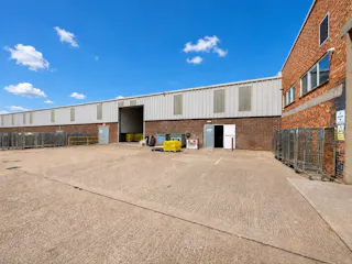 Unit 4, 8 Purdeys Way, Rochford, Industrial To Let - WhatsApp Image 2026-08-18 at 5.53.13 PM.jpeg