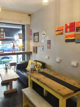 Lemon Witch, 115 Broadway, Leigh-on-Sea, Investment / Retail For Sale - 7bdbaba4perfectforacoffee.jpg