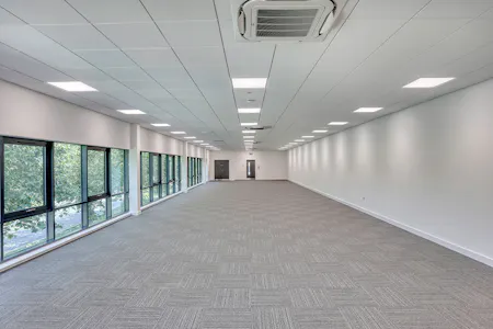 Unit 10 Bartley Junction, Hook, Industrial / Warehouse To Let - AWP_4192_edit.jpg