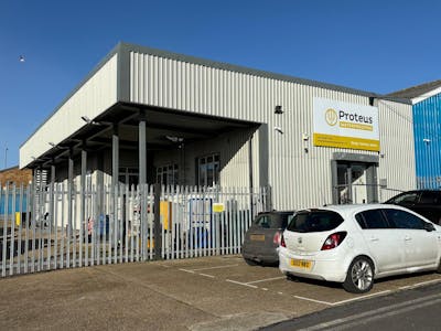 21A Sirdar Road, Rayleigh, Office To Let - WhatsApp Image 2026-03-12 at 10.34.42 AM (7).jpeg