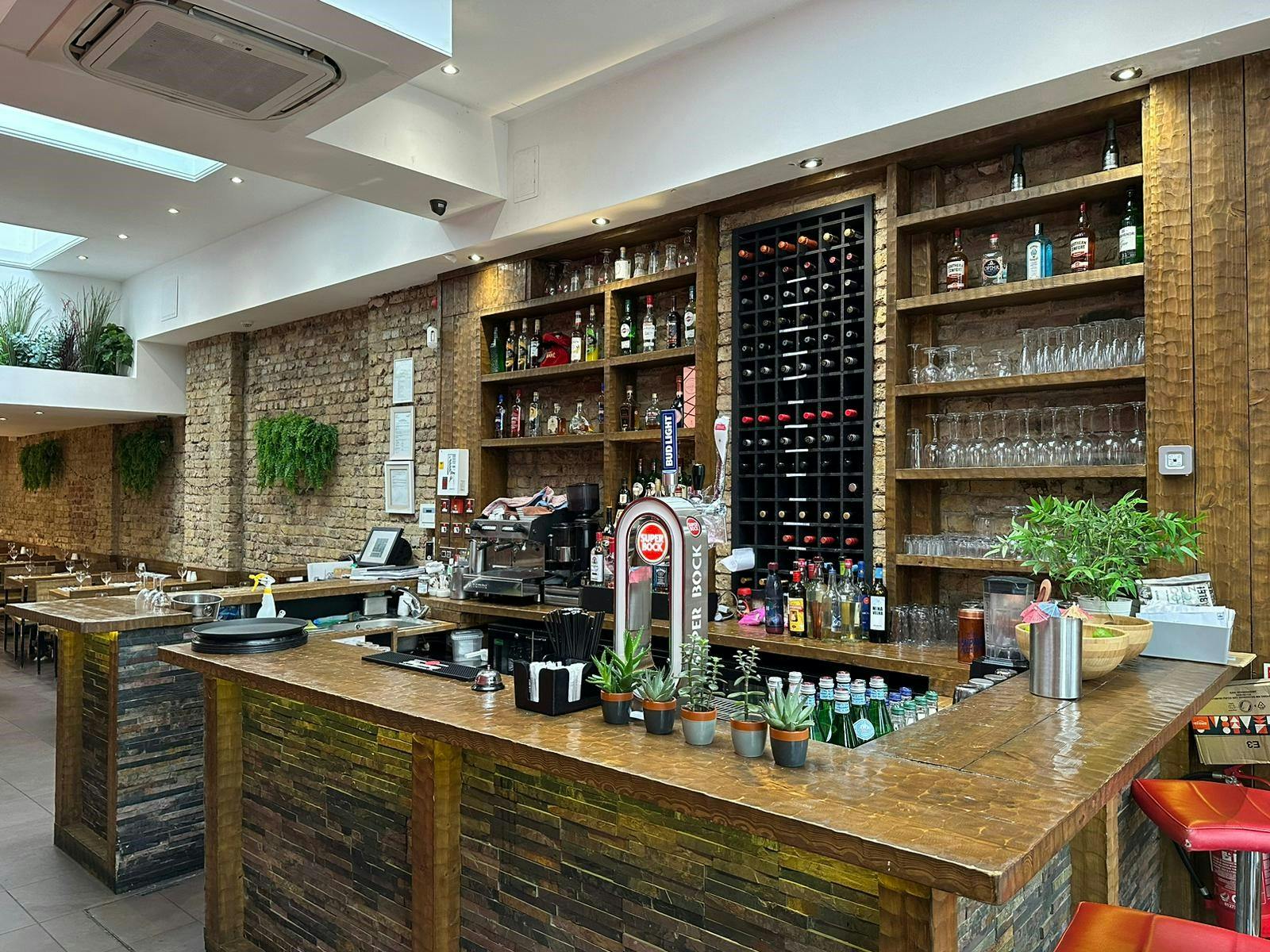 126 Clapham High Street, London, Restaurant To Let - 4.jpg