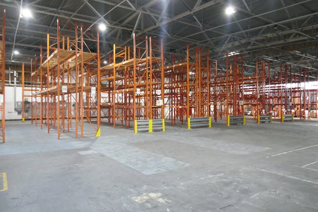 St. Andrews House, Saffron Walden, Industrial To Let - P1030845.JPG