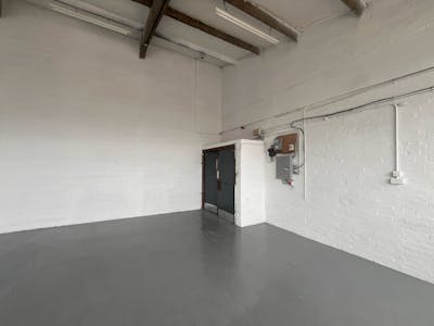 Vernon Building, Westbourne Street, High Wycombe, Industrial To Let - WhatsApp Image 2026-06-02 at 15.jpeg