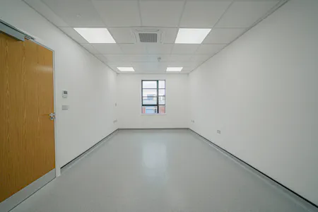 Heaton House, Birmingham, Healthcare / Office To Let - DSC08120.jpeg