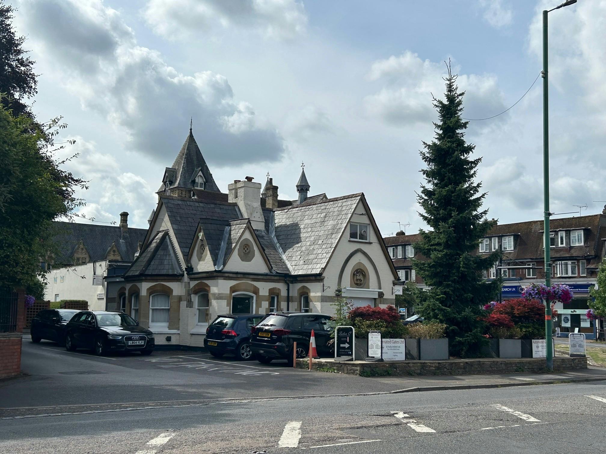 Broomhall Lodge (formerly Chancellors), Sunningdale, Offices / Retail For Sale - 1.jpg