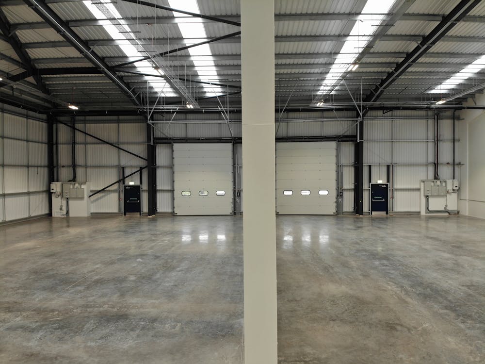 Units 1-6 Padgets Lane - DJI_0256.JPG