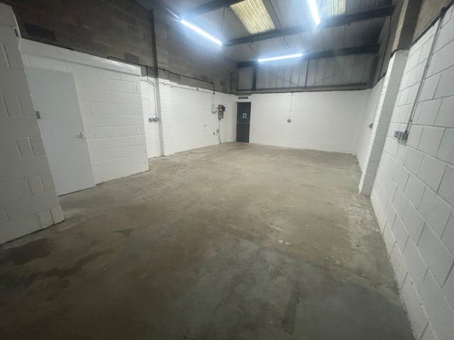 Unit 8, Bumpers Enterprise Centre - Internal front to back.jpeg