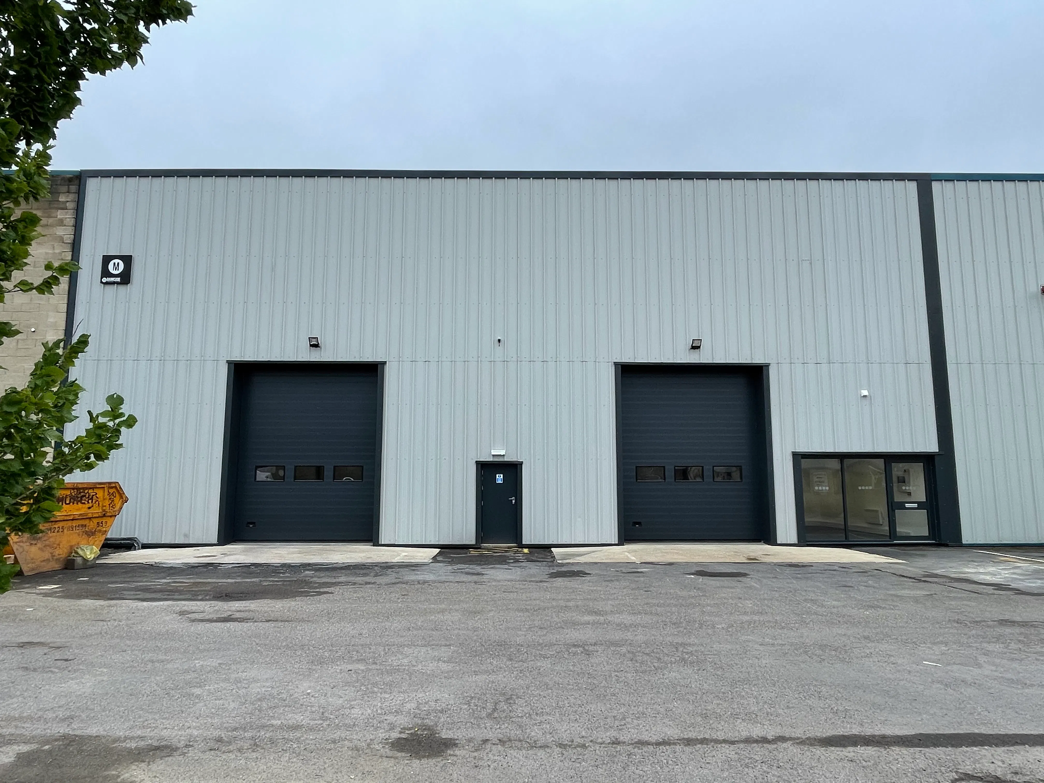 Unit N Bankside Trade Park, Love Lane Industrial Estate, Cirencester, Industrial To Let - IMG_0823.jpg