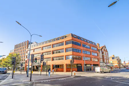 Lawn House, London, Office To Let - 1530894 (3).jpg