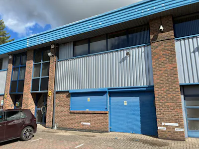 Unit 6, Vermont Place, Milton Keynes, Industrial / Office To Let - IMG_2751.JPEG