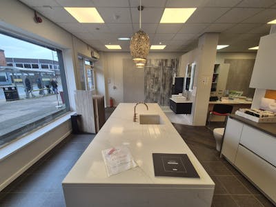 Unit 1B, Stockport, Retail To Let - 20260213_111302.jpg