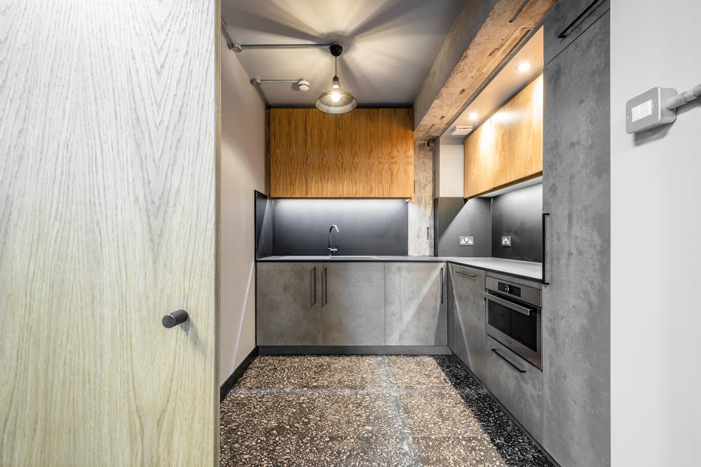 2nd Floor, 67-70 Charlotte Road - Charlotte Rd 6770  12.jpg