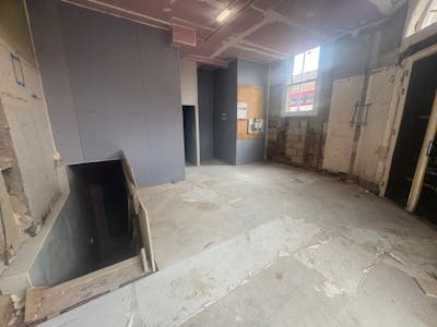 138 Stoke Newington High Street, London, Office / Retail To Let - 1.jpg