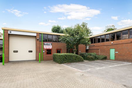 Unit 3 Shepperton Business Park, Shepperton, Industrial/Logistics To Let - 96782_Unit3SheppertonBusinessPark  12_low.jpg