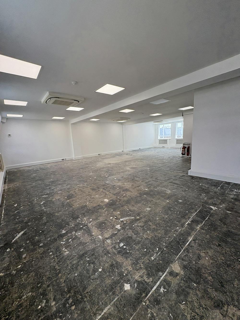 111 Baker Street, London, Office To Let - IMG_4700.JPG