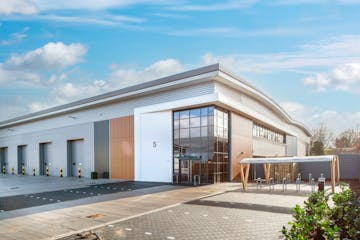 Radius Park, Basingstoke, Industrial To Let - RADIUS_1.jpg