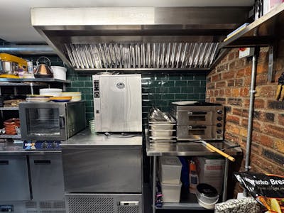 Fully Fitted 44 Cover Licensed Bar & Restaurant, 1-2 Lower Auchingramont Road, Hamilton, A3 (Restaurants and Cafes) To Let - IMG_3342.jpg