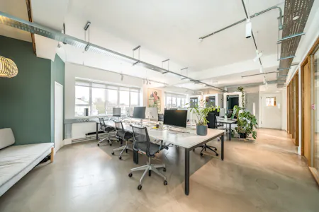 Unit A2 Offley Works, Pickle Mews, London, Office To Let - Second floor Block A main office 2.jpg