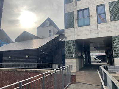 222B High Street, Swansea, Office To Let - External 2.jpg