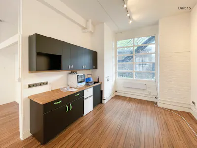 Dove Commercial Centre (Whole), London, Office To Let - Image - 2026-05-05T184446.jpg