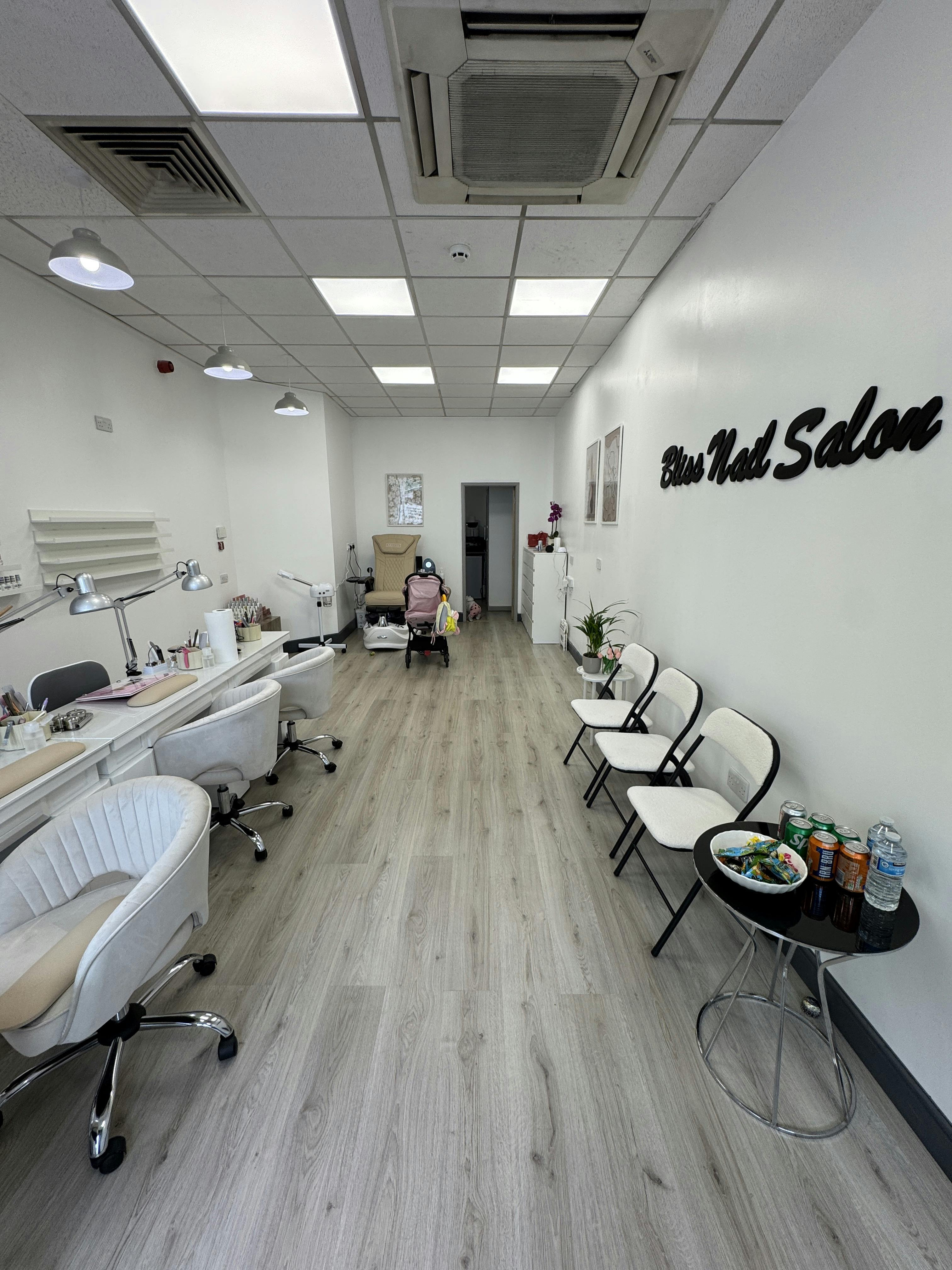 Unit 14, 12-14 Westmuir Street - IMG_0819.JPG