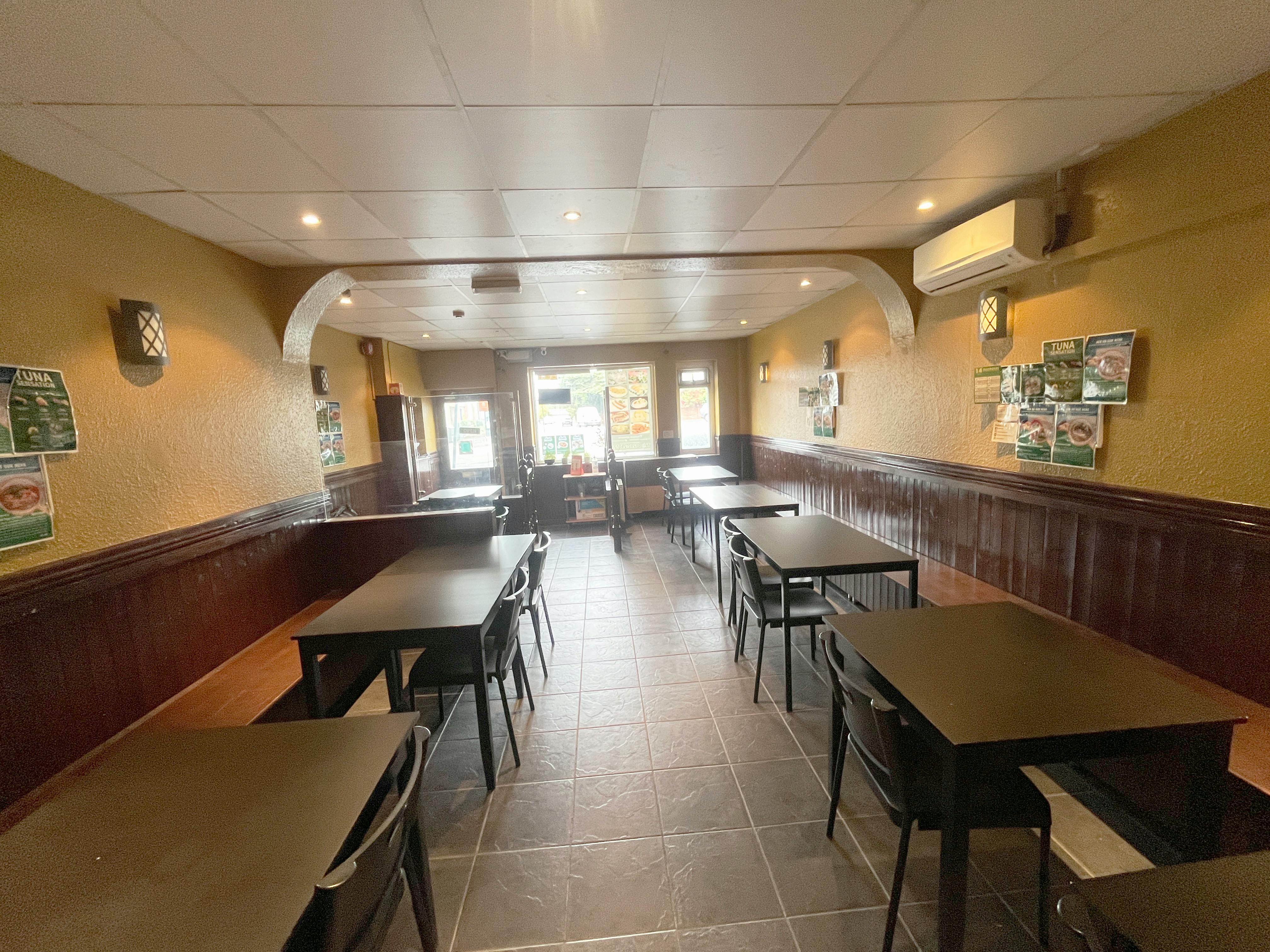 Retail/Shop in Bournemouth - photo 2