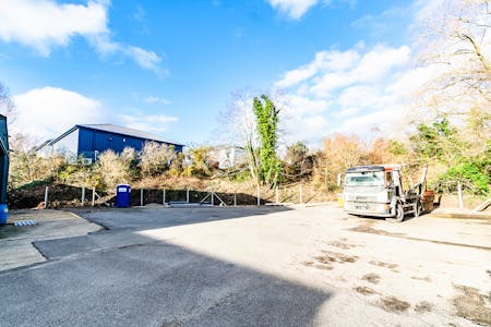 4/4a Sharp Road, Poole, Industrial/Logistics To Let - Sharp Road 4.jpeg