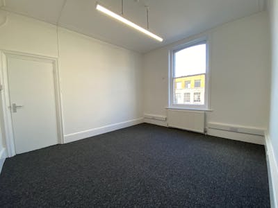 152 Camden High Street, London, Office To Let - IMG_2687.jpg