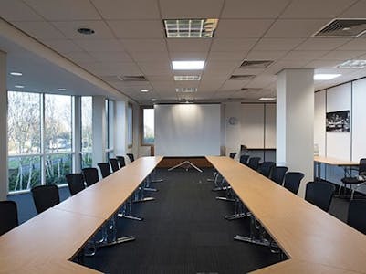 Regus - Heathrow, Abbey House, West Drayton, Serviced Office To Let - Regus  Bath Road  2.jpg