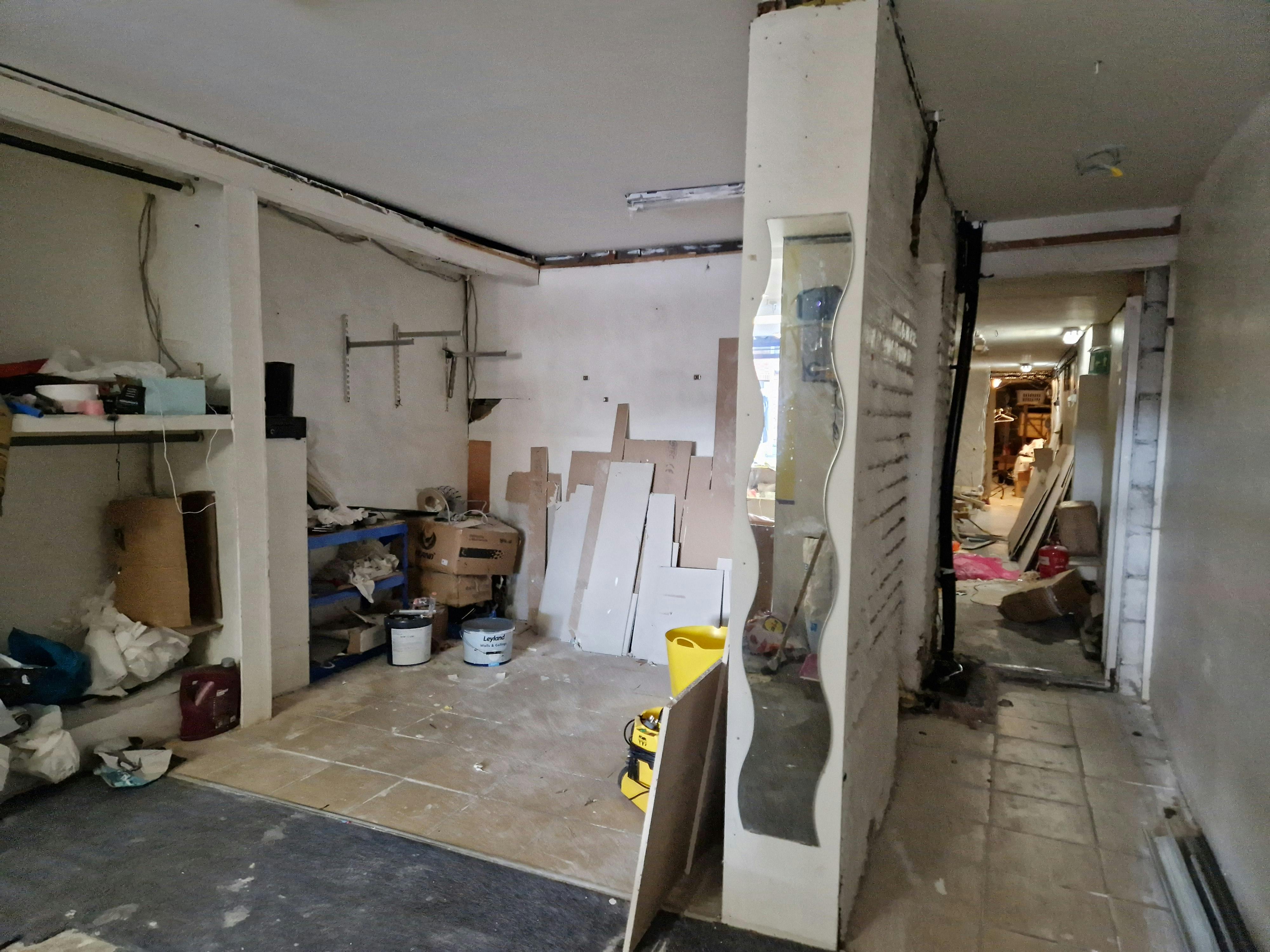 Industrial Unit in London - photo 4