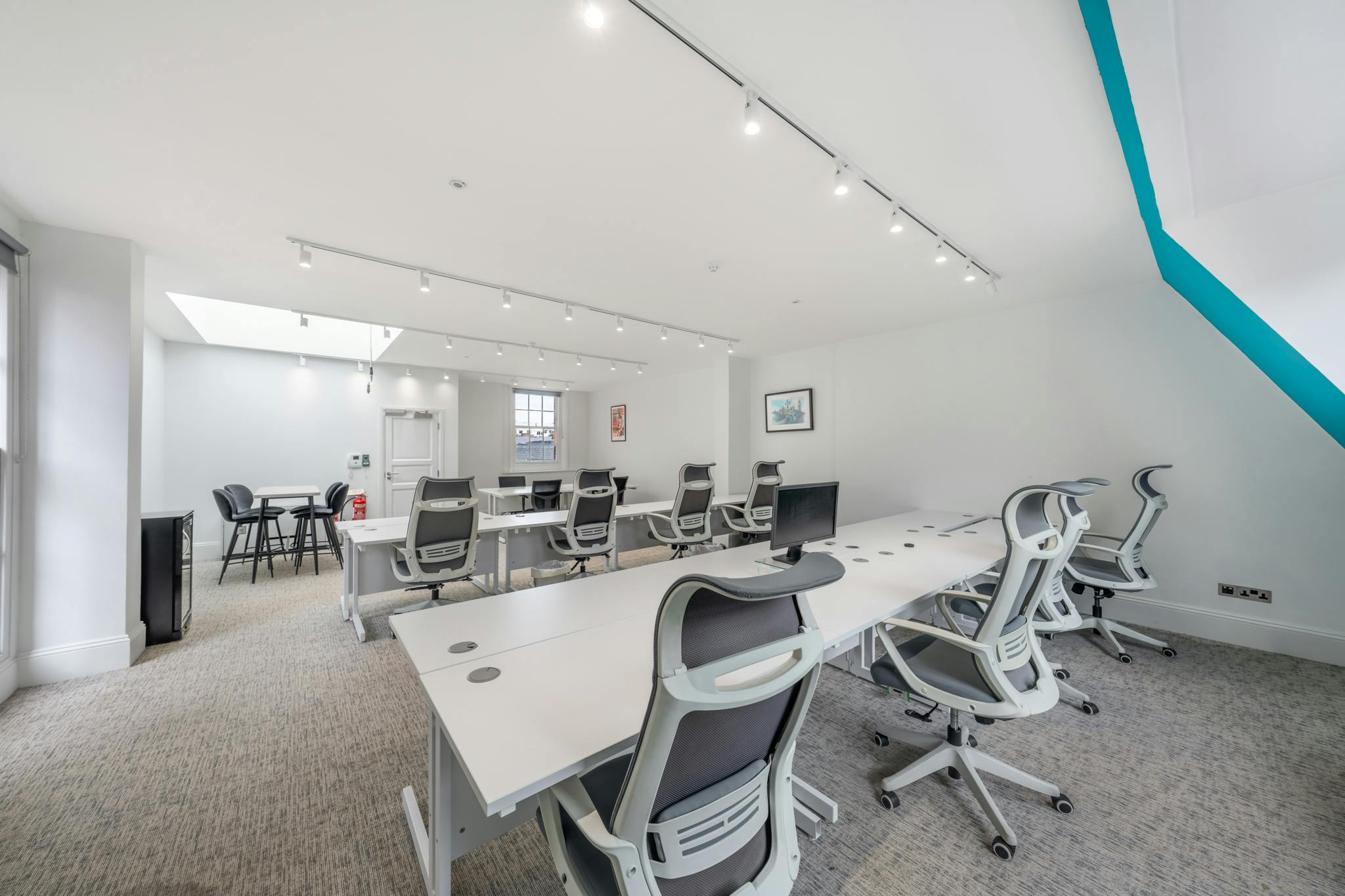 22 Gilbert Street, London, Offices To Let - DSC07764-HDR-Edit.jpg