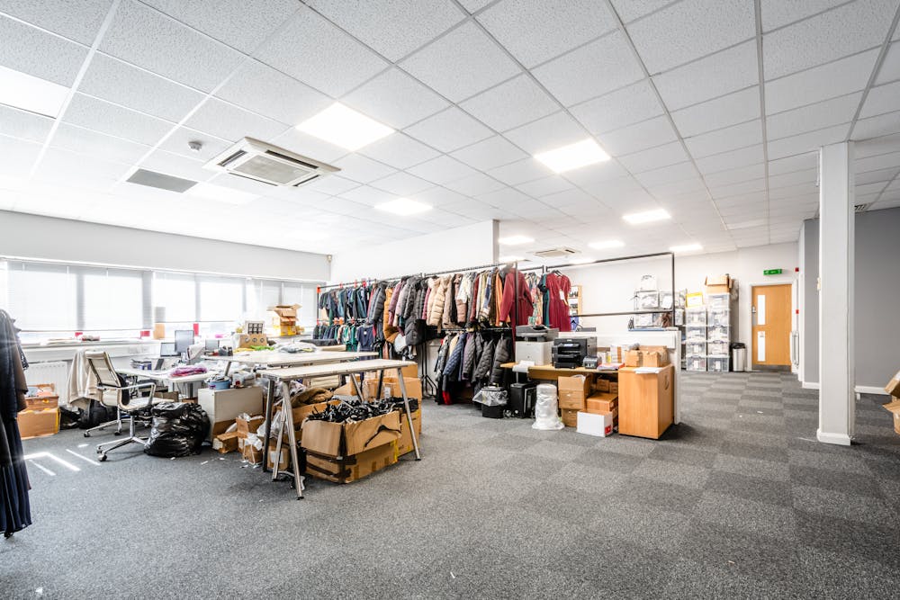 Industrial & Warehouse, Unit 4-5, London, Industrial/Logistics / Office To Let - Greenwich Centre Bus Pk U4-5 - 17.jpg