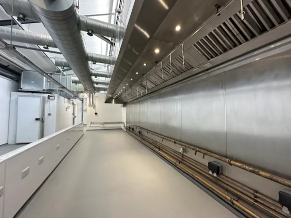 Unit 19 Zennor Trade Park, Balham, Industrial To Let - 20260527_160454894_iOS.jpg