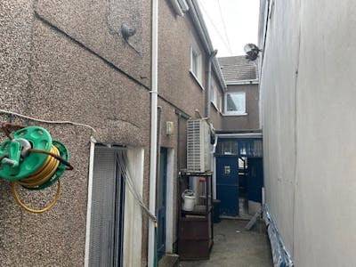 66 Station Road, Burry Port, Retail For Sale - Courtyard.jpg