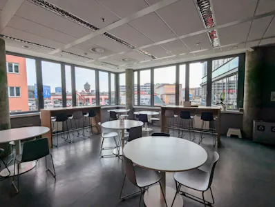 Gemini A, Na Pankráci 1683/127, Praha 4, Office To Let - Novartis1.jpg